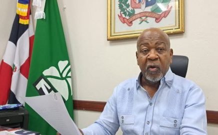 Políticas urbanas Gobierno profundizan pobreza del país»